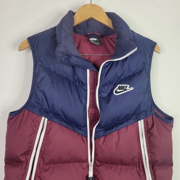 NWT Nike Shield Down filled puffer vest blue & burgundy medium - Picture 9 of 10